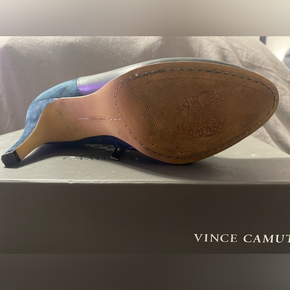 Vince Camuto Dark Navy Nappa/True Suede Bootie’s - Picture 7 of 9